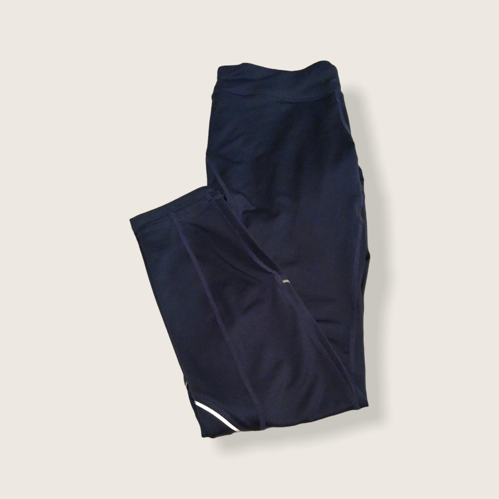 Woman's blue yoga pants
